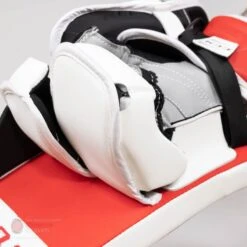 CCM Extreme Flex 5 Senior Goalie Blocker -Ccm ccm blockers ccm extreme flex 5 senior goalie blocker 27972280320066