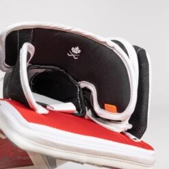 CCM Extreme Flex 5 Senior Goalie Blocker -Ccm ccm blockers ccm extreme flex 5 senior goalie blocker 27972280483906