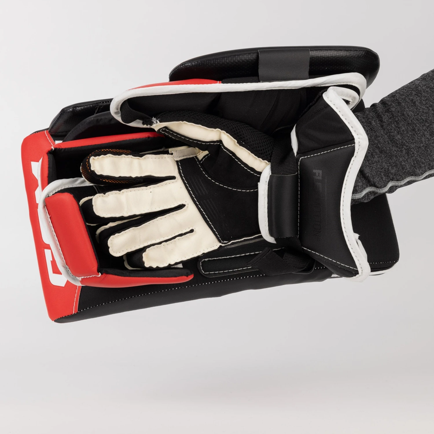 CCM Extreme Flex 6 Senior Goalie Blocker 5 CCM Extreme Flex 6 Senior Goalie Blocker - Image 5