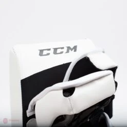 CCM Extreme Flex E4.5 Junior Goalie Blocker - Source Exclusive -Ccm ccm blockers ccm extreme flex e4 5 junior goalie blocker source exclusive 5310649761858