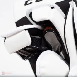 CCM Extreme Flex E4.9 Intermediate Goalie Blocker - Source Exclusive 23 CCM Extreme Flex E4.9 Intermediate Goalie Blocker - Source Exclusive -Ccm ccm blockers ccm extreme flex e4 9 intermediate goalie blocker source exclusive 5311076139074