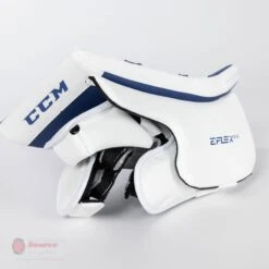 CCM Extreme Flex E5.5 Junior Goalie Blocker -Ccm ccm blockers ccm extreme flex e5 5 junior goalie blocker 27988469153858
