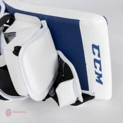 CCM Extreme Flex E5.5 Junior Goalie Blocker -Ccm ccm blockers ccm extreme flex e5 5 junior goalie blocker 27988469186626