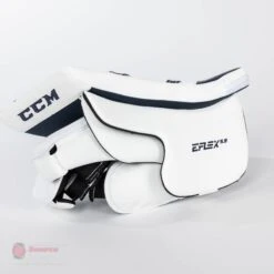 CCM Extreme Flex E5.9 Intermediate Goalie Blocker -Ccm ccm blockers ccm extreme flex e5 9 intermediate goalie blocker 30346515710018