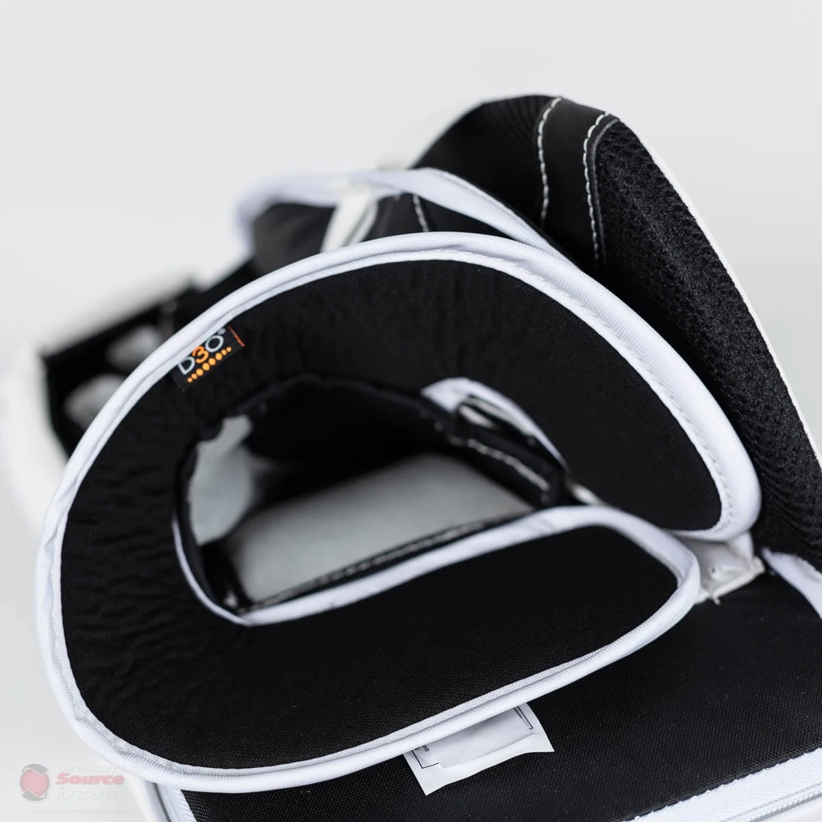 CCM Premier P2.5 Senior Goalie Blocker - Source Exclusive 8 CCM Premier P2.5 Senior Goalie Blocker - Source Exclusive - Image 8