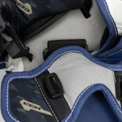 CCM Axis 2.5 Junior Goalie Catcher -Ccm ccm catchers ccm axis 2 5 junior goalie catcher 29106110857282