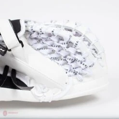 CCM Extreme Flex E4.5 Junior Goalie Catcher - Source Exclusive -Ccm ccm catchers ccm extreme flex e4 5 junior goalie catcher source exclusive 5323873157186