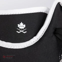 CCM Extreme Flex E5.5 Junior Goalie Catcher -Ccm ccm catchers ccm extreme flex e5 5 junior goalie catcher 27972557602882