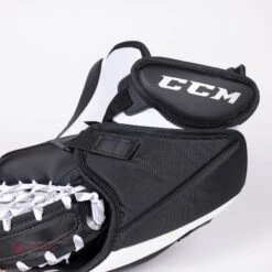 CCM Extreme Flex E5.5 Senior Goalie Catcher - Source Exclusive -Ccm ccm catchers ccm extreme flex e5 5 senior goalie catcher source exclusive 28235123392578