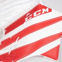 CCM Extreme Flex E5.5 Youth Goalie Catcher -Ccm ccm catchers ccm extreme flex e5 5 youth goalie catcher 27972558979138
