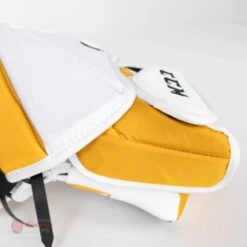 CCM Extreme Flex E5.9 Senior Goalie Catcher -Ccm ccm catchers ccm extreme flex e5 9 senior goalie catcher 27988525285442