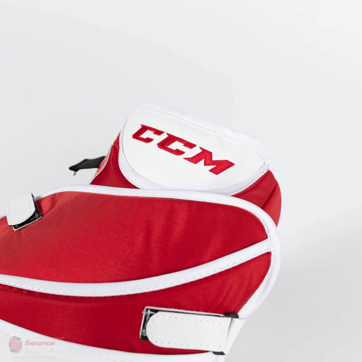 CCM Premier P2.9 Intermediate Goalie Catcher - Source Exclusive 4 CCM Premier P2.9 Intermediate Goalie Catcher - Source Exclusive - Image 4