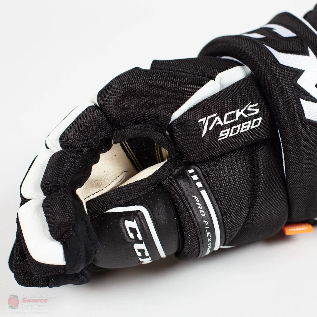 CCM Tacks 9080 Senior Hockey Gloves 2 CCM Tacks 9080 Senior Hockey Gloves - Image 2