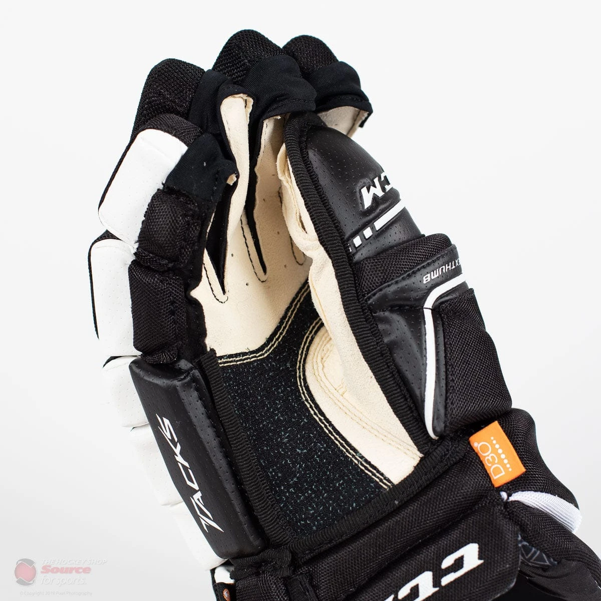 CCM Tacks 9080 Senior Hockey Gloves 8 CCM Tacks 9080 Senior Hockey Gloves - Image 8