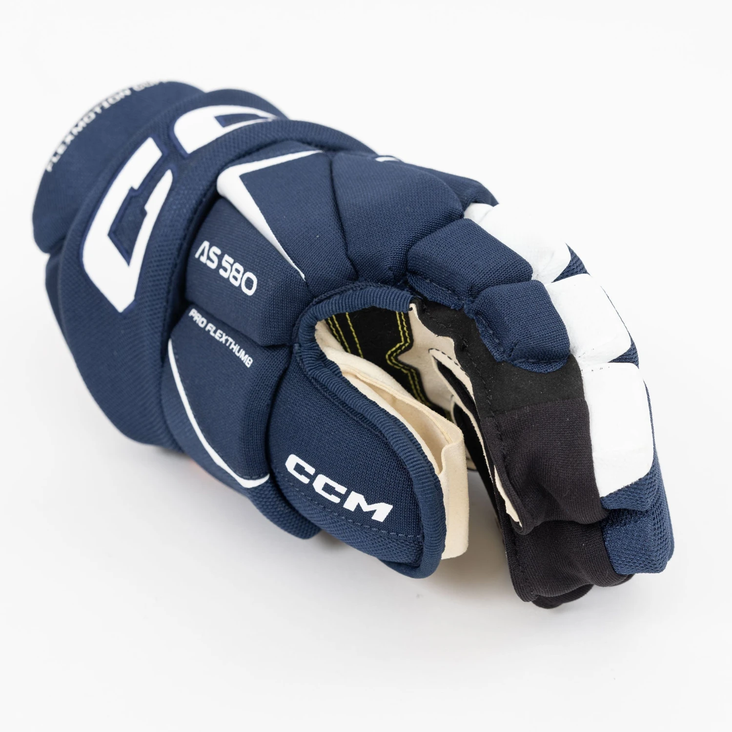 CCM Tacks AS580 Senior Hockey Gloves 2 CCM Tacks AS580 Senior Hockey Gloves - Image 2