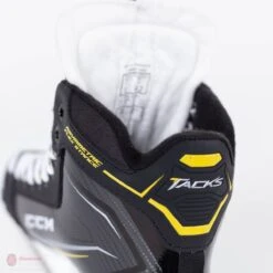 CCM Tacks 9060 Senior Goalie Skates -Ccm ccm goalie skates ccm tacks 9060 senior goalie skates 4565984510018