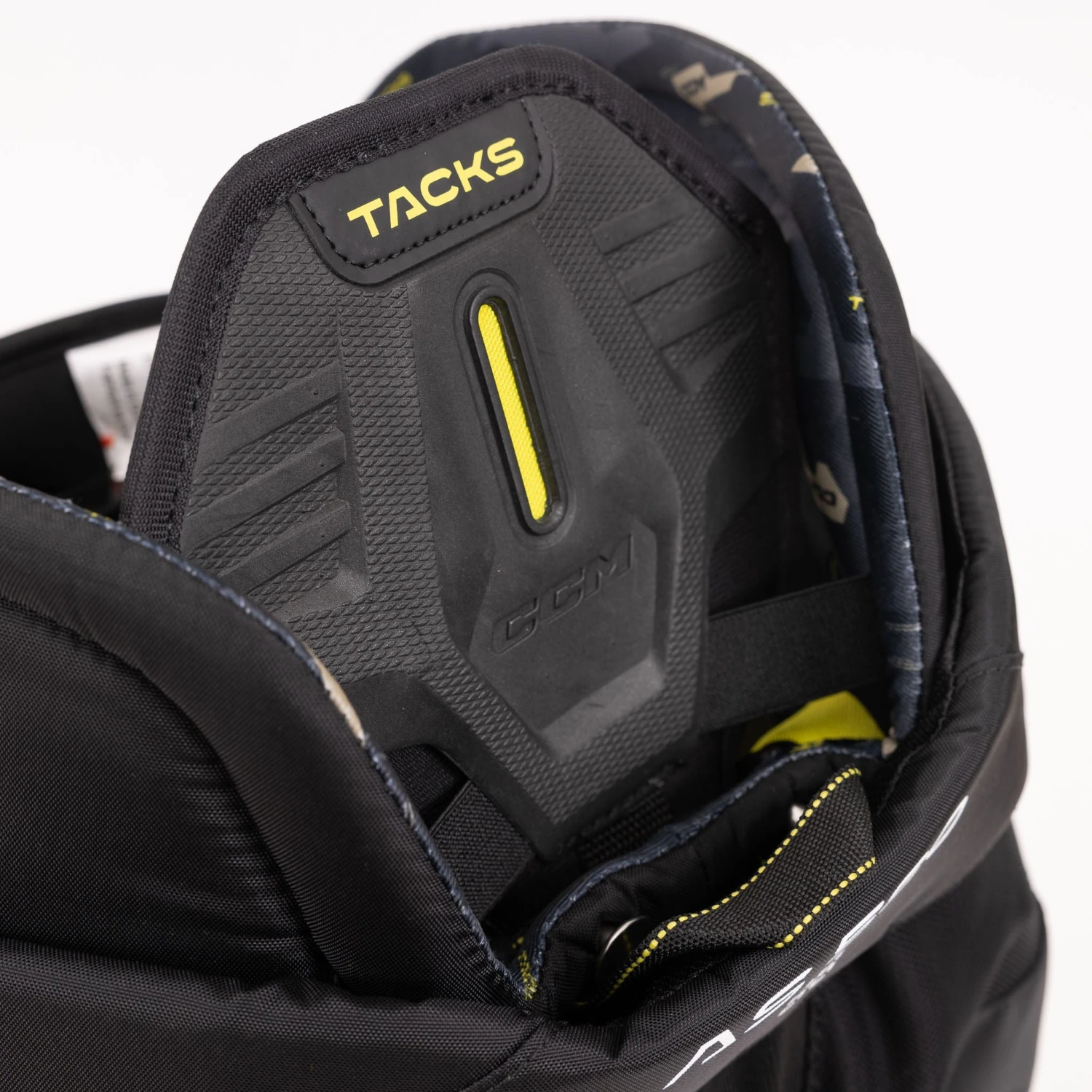 CCM Tacks AS580 Senior Hockey Pants 5 CCM Tacks AS580 Senior Hockey Pants - Image 5