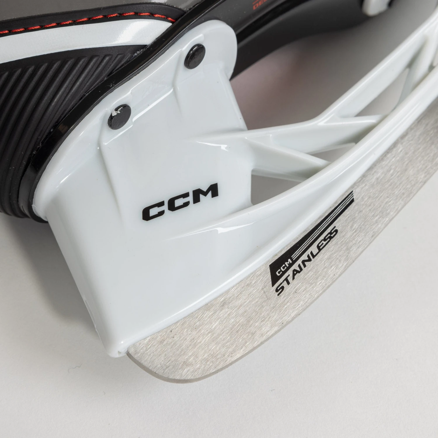 CCM Jetspeed FT6 Pro Youth Hockey Skates 9 CCM Jetspeed FT6 Pro Youth Hockey Skates - Image 9