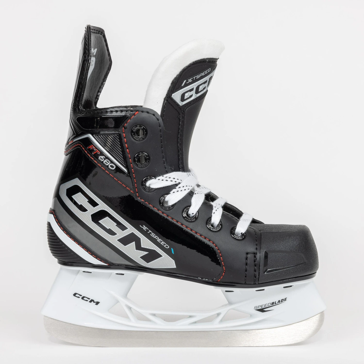 CCM Jetspeed FT680 Youth Hockey Skates 2 CCM Jetspeed FT680 Youth Hockey Skates - Image 2