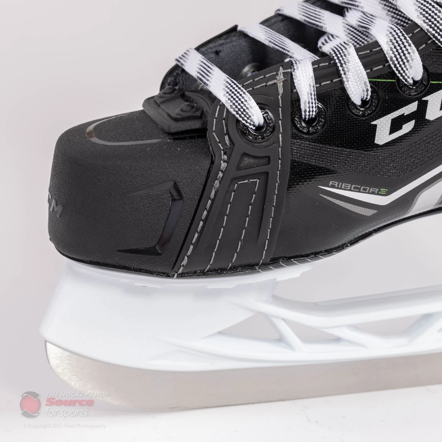CCM RIBCOR 90K Junior Hockey Skates 3 CCM RIBCOR 90K Junior Hockey Skates - Image 3