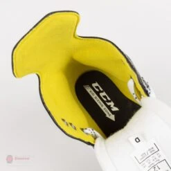 CCM Super Tacks 9350 Youth Hockey Skates -Ccm ccm hockey skates ccm super tacks 9350 youth hockey skates 30344323334210