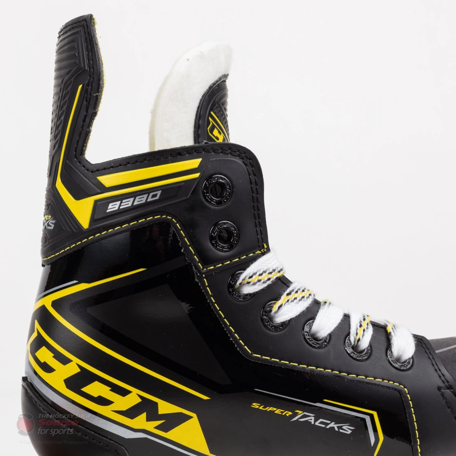 CCM Super Tacks 9380 Youth Hockey Skates 2 CCM Super Tacks 9380 Youth Hockey Skates - Image 2