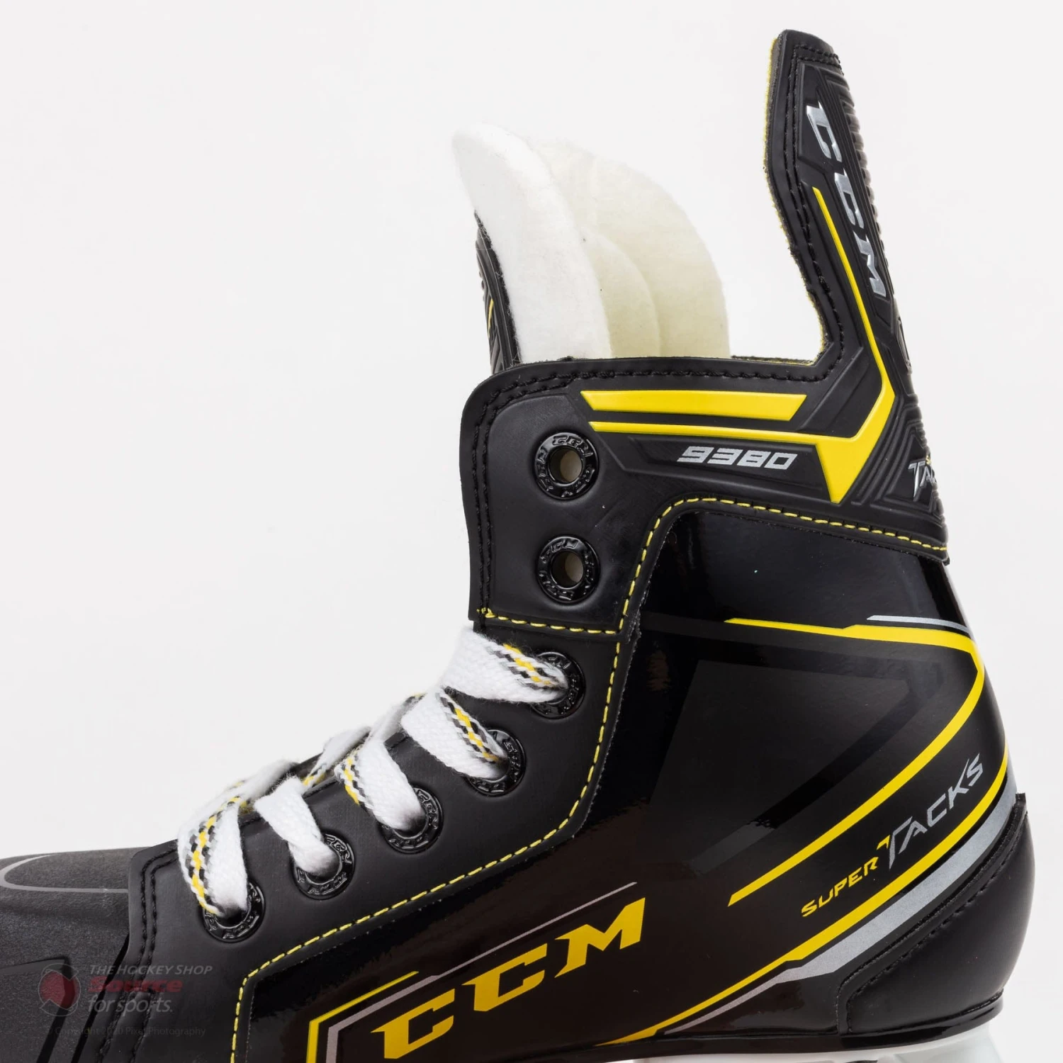 CCM Super Tacks 9380 Youth Hockey Skates 4 CCM Super Tacks 9380 Youth Hockey Skates - Image 4