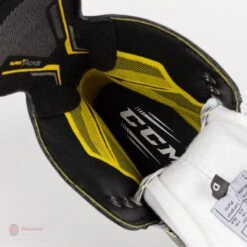 CCM Super Tacks Vector Senior Hockey Skates (2020) -Ccm ccm hockey skates ccm super tacks vector senior hockey skates 2020 14186538238018