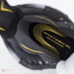 CCM Tacks 9090 Senior Hockey Skates -Ccm ccm hockey skates ccm tacks 9090 senior hockey skates 4566115090498