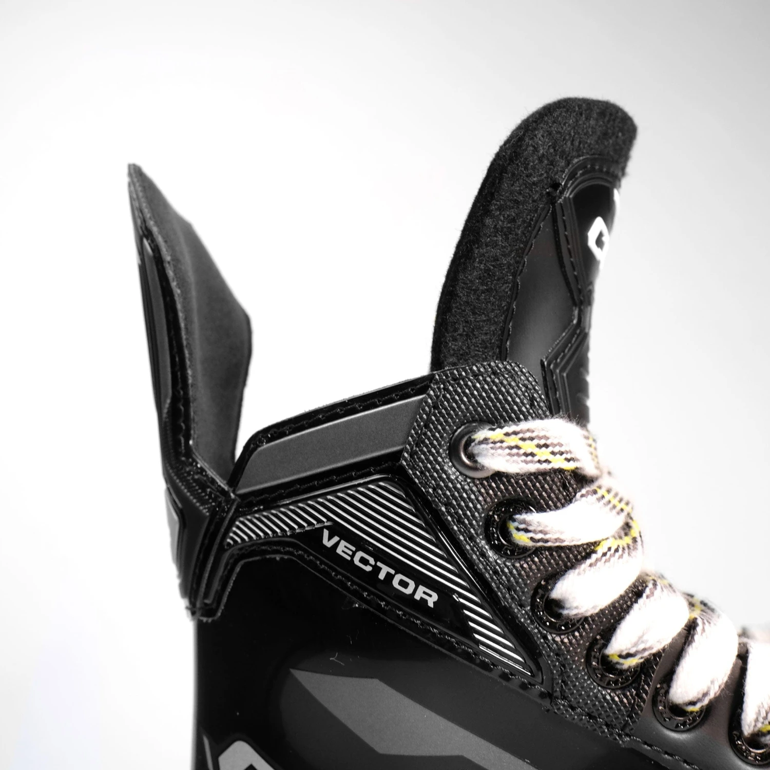 CCM Tacks Vector Junior Hockey Skates 2 CCM Tacks Vector Junior Hockey Skates - Image 2