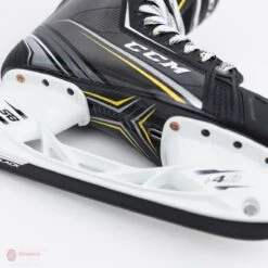 CCM Tacks Vector Pro Senior Hockey Skates (2018) -Ccm ccm hockey skates ccm tacks vector pro senior hockey skates 2018 4566187769922