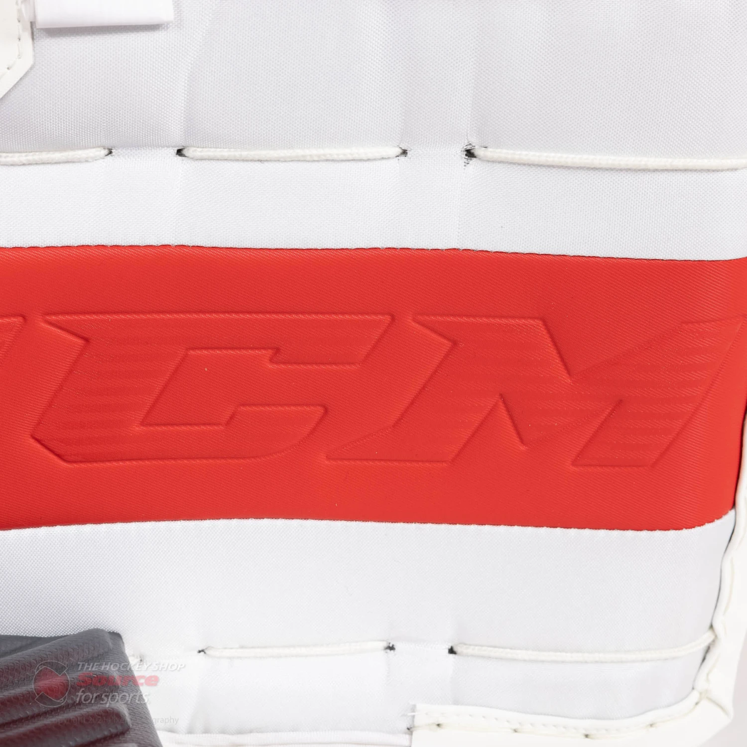 CCM Extreme Flex 5 Senior Goalie Leg Pads 9 CCM Extreme Flex 5 Senior Goalie Leg Pads - Image 9