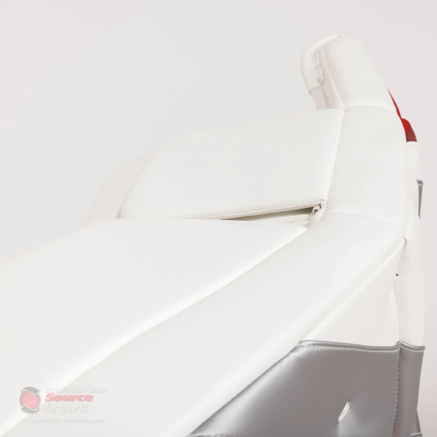 CCM Extreme Flex 5 Senior Goalie Leg Pads 19 CCM Extreme Flex 5 Senior Goalie Leg Pads - Image 19