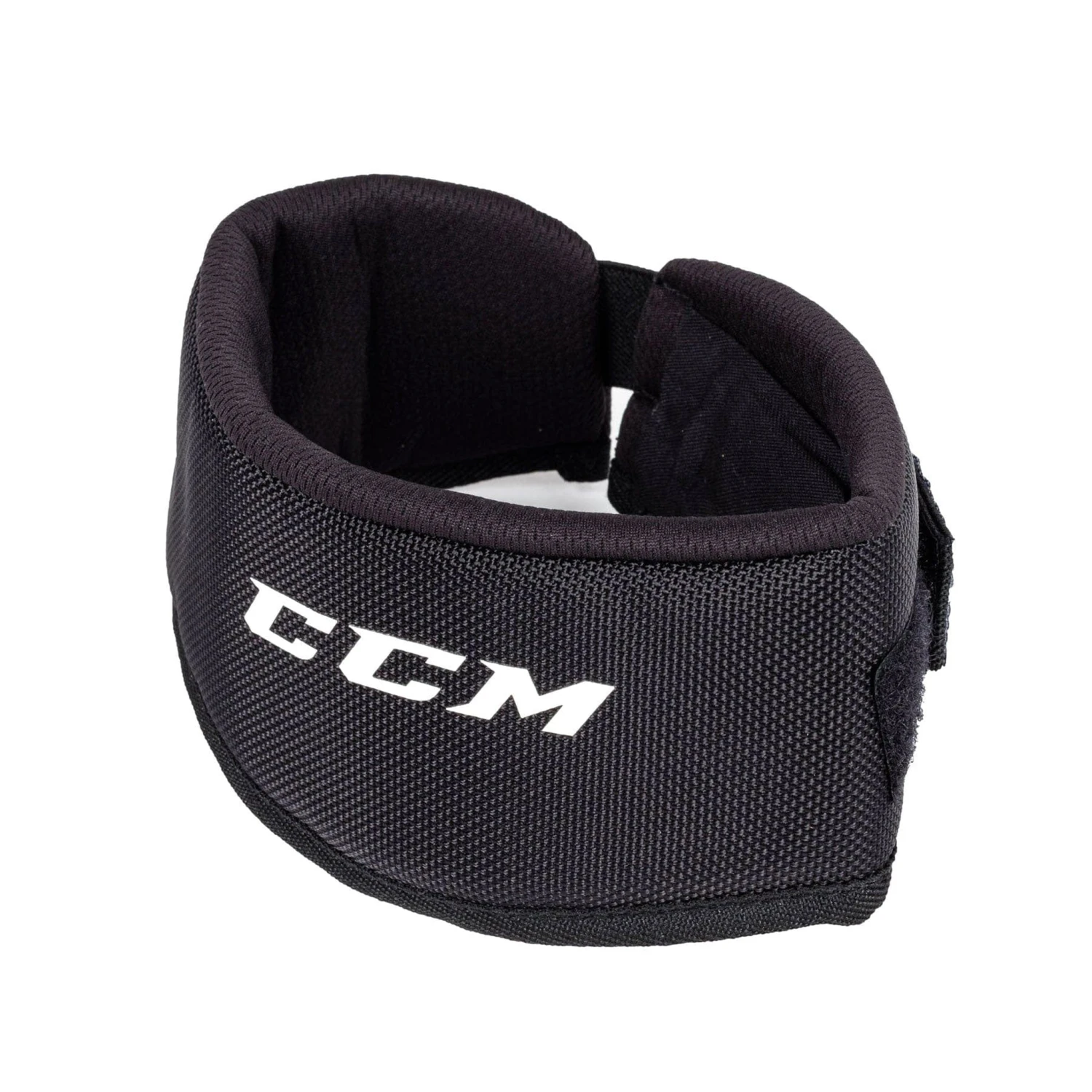 CCM 600 Cut Resistant Youth Neck Guard 1 CCM 600 Cut Resistant Youth Neck Guard