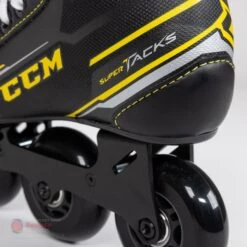 CCM Super Tacks 9350R Youth Roller Hockey Skates -Ccm ccm roller hockey skates ccm super tacks 9350r youth roller hockey skates 14962063933506