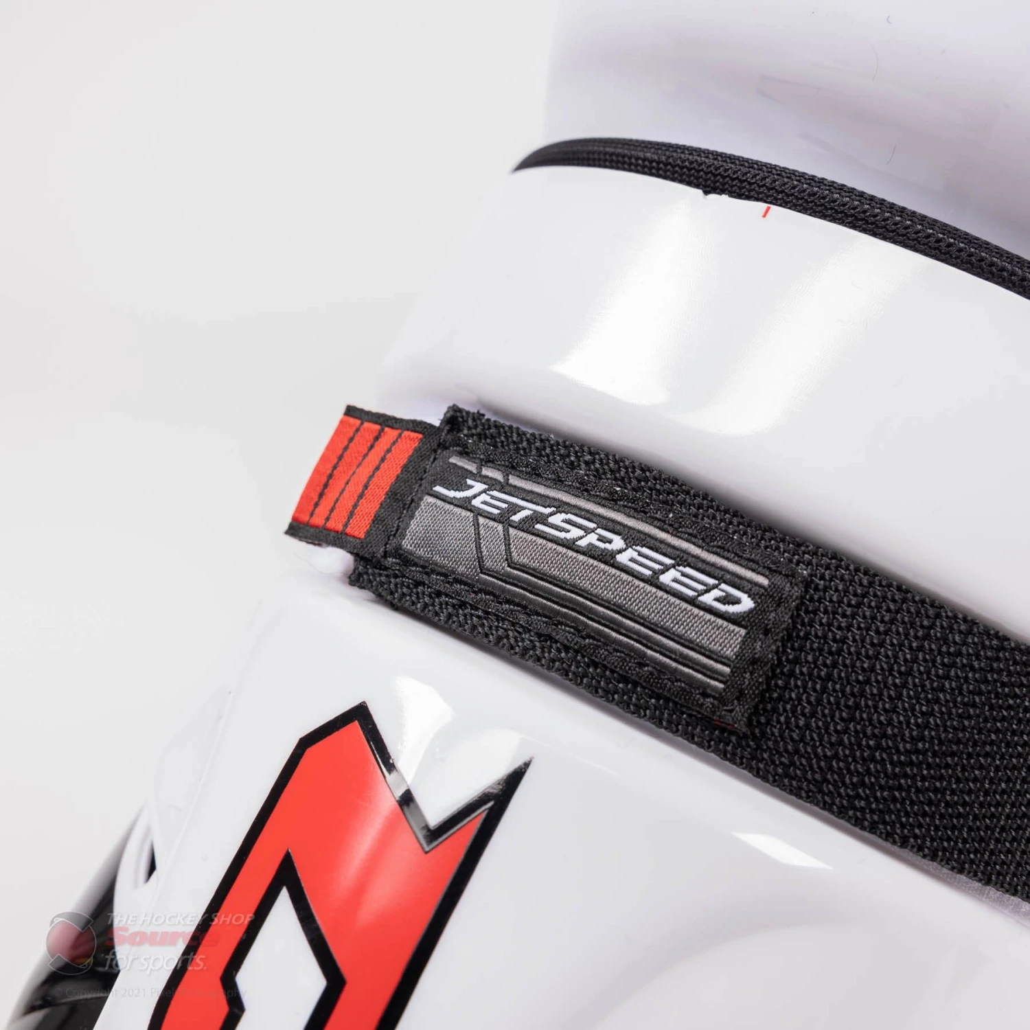 CCM Jetspeed FT4 Pro Senior Hockey Shin Guards 9 CCM Jetspeed FT4 Pro Senior Hockey Shin Guards - Image 9