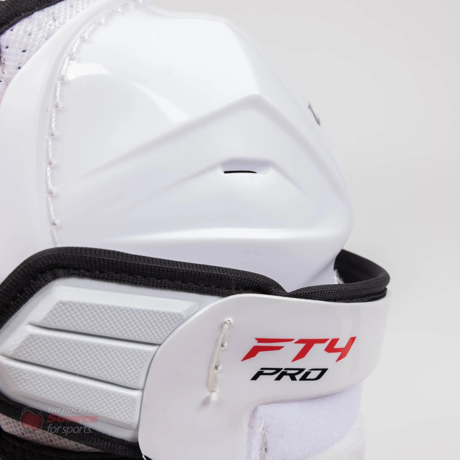 CCM Jetspeed FT4 Pro Senior Hockey Shin Guards 11 CCM Jetspeed FT4 Pro Senior Hockey Shin Guards - Image 11