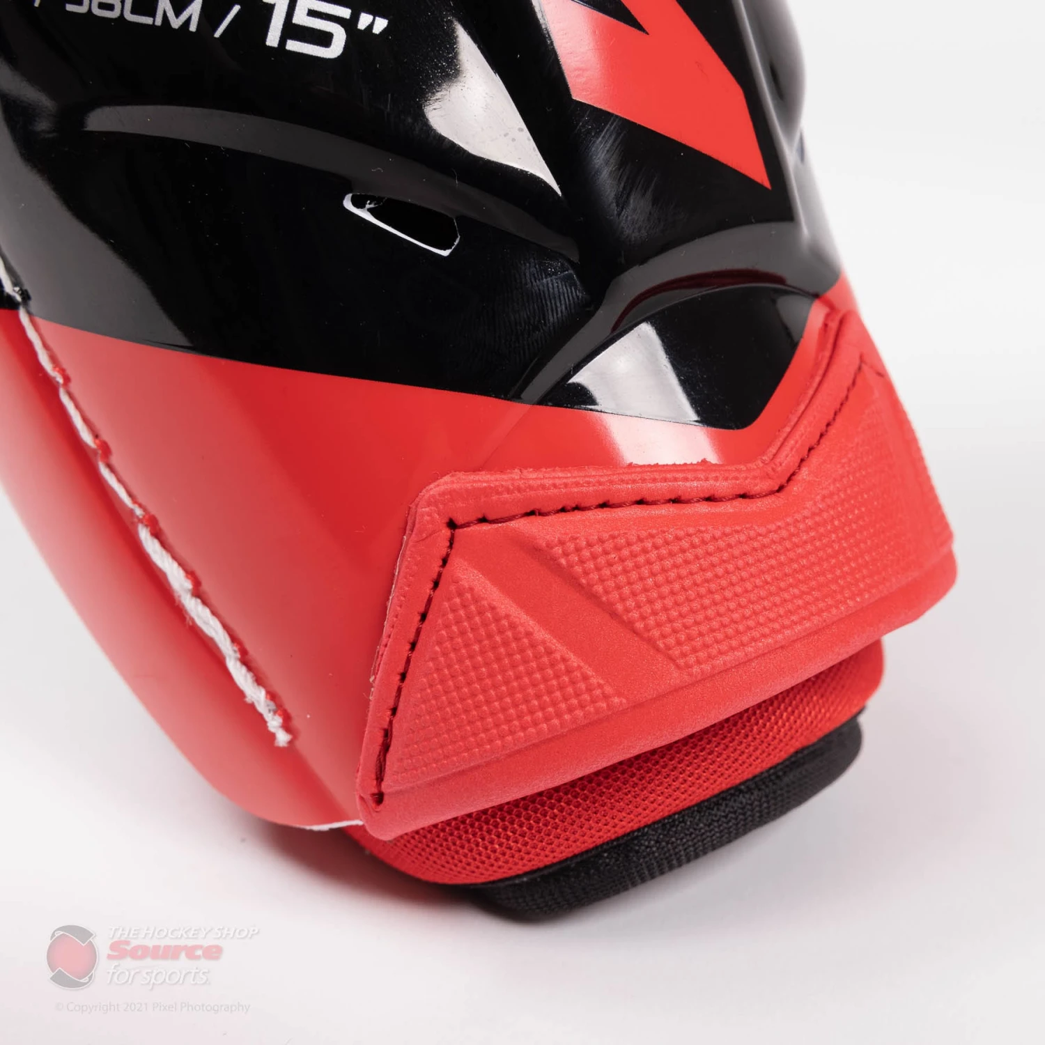 CCM Jetspeed FT4 Pro Senior Hockey Shin Guards 8 CCM Jetspeed FT4 Pro Senior Hockey Shin Guards - Image 8