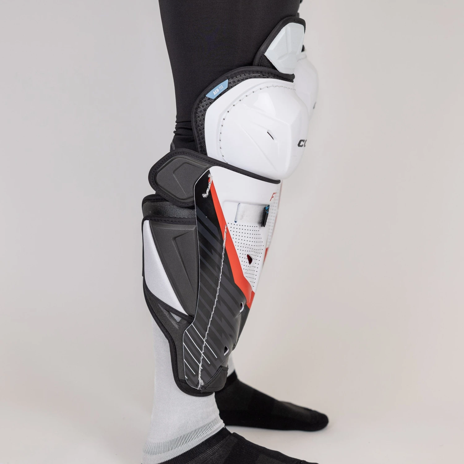 CCM Jetspeed FT6 Pro Senior Hockey Shin Guards 9 CCM Jetspeed FT6 Pro Senior Hockey Shin Guards - Image 9