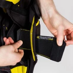 CCM Super Tacks AS1 Junior Hockey Shin Guards 30 CCM Super Tacks AS1 Junior Hockey Shin Guards -Ccm ccm shin guards ccm super tacks as1 junior hockey shin guards 5478018220098