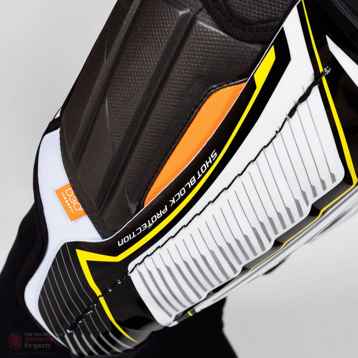 CCM Super Tacks AS1 Junior Hockey Shin Guards 7 CCM Super Tacks AS1 Junior Hockey Shin Guards - Image 7