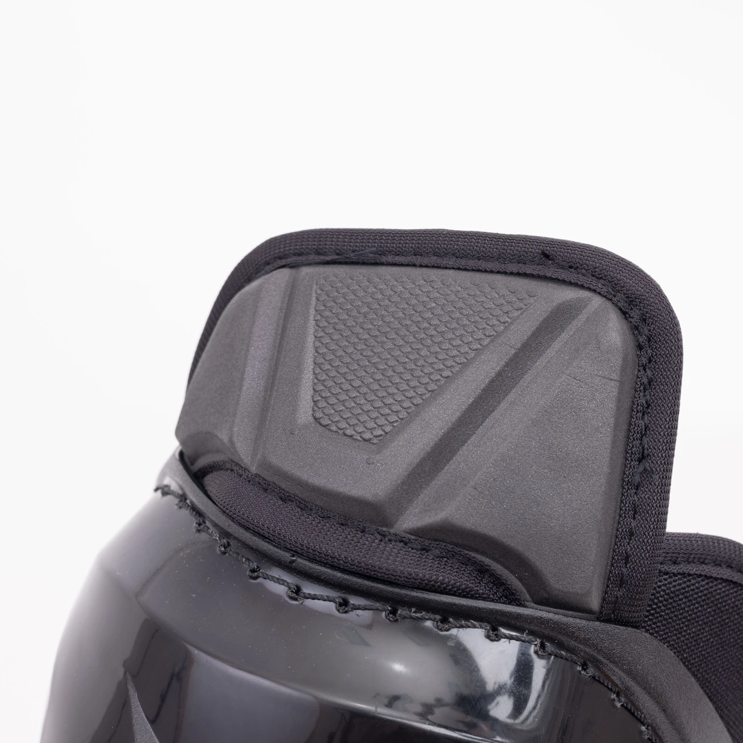 CCM Tacks AS-V Pro Junior Hockey Shin Guards 7 CCM Tacks AS-V Pro Junior Hockey Shin Guards - Image 7