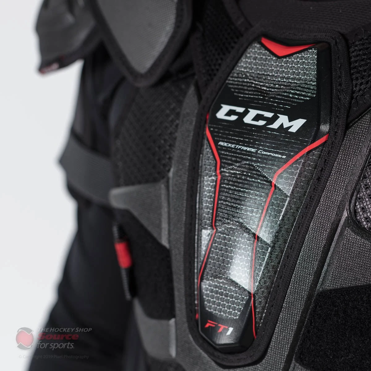 CCM Jetspeed FT1 Senior Hockey Shoulder Pads 5 CCM Jetspeed FT1 Senior Hockey Shoulder Pads - Image 5