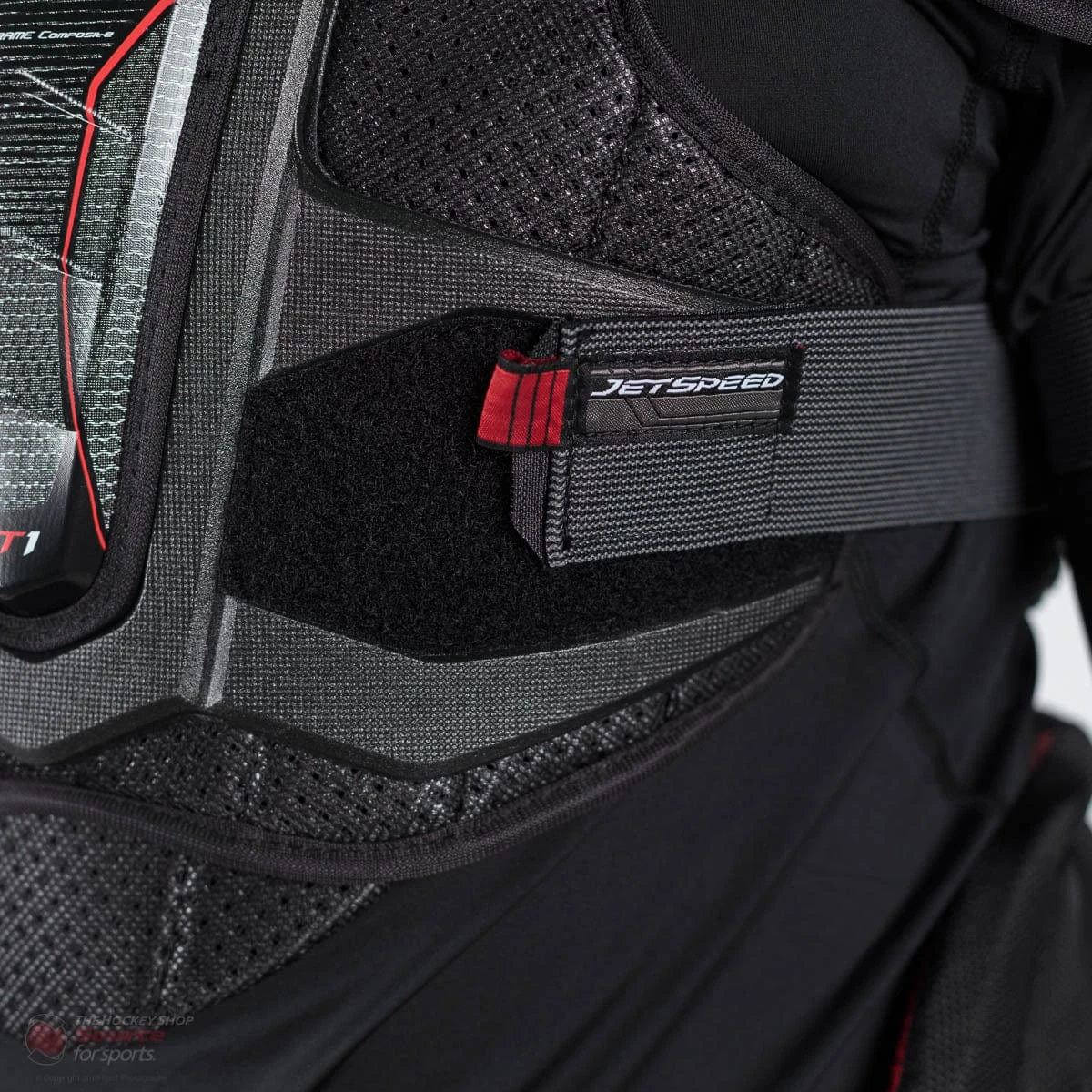 CCM Jetspeed FT1 Senior Hockey Shoulder Pads 3 CCM Jetspeed FT1 Senior Hockey Shoulder Pads - Image 3