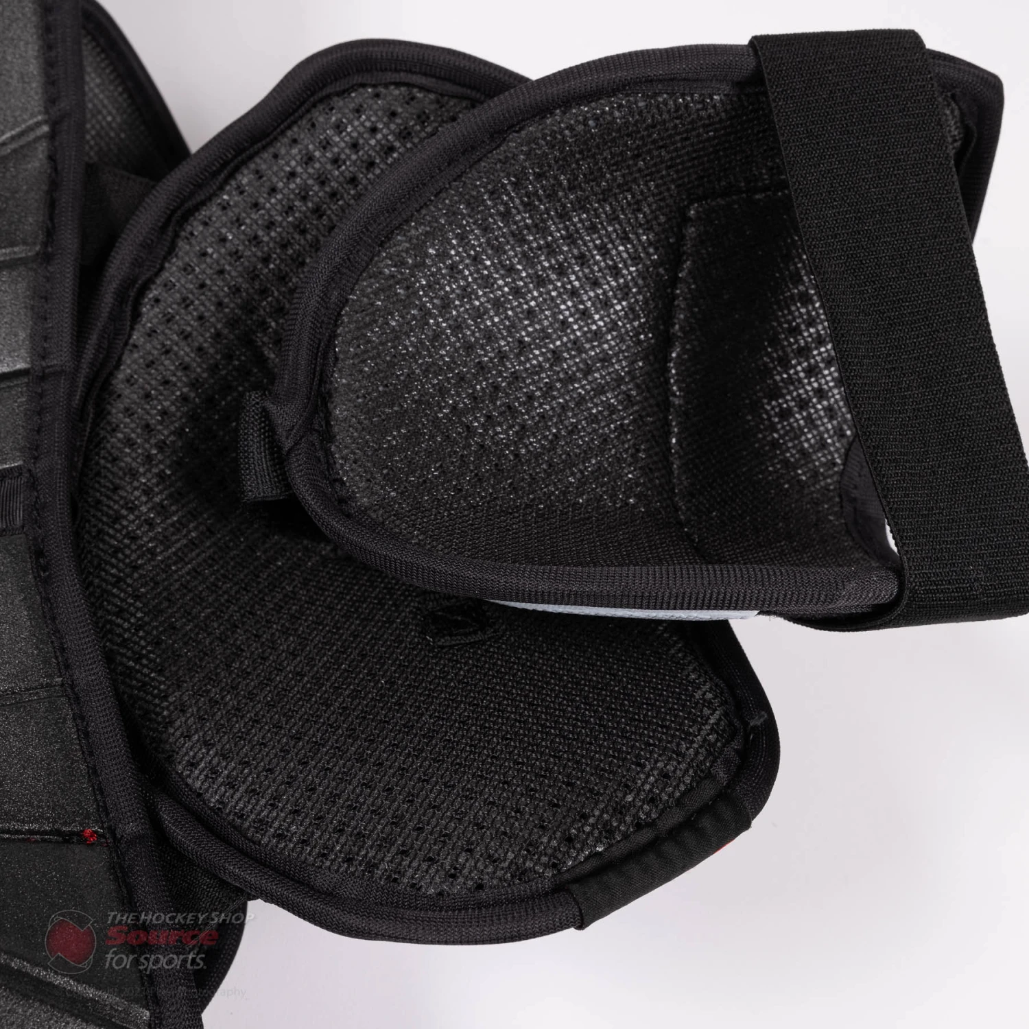 CCM Jetspeed FT4 Pro Senior Hockey Shoulder Pads 13 CCM Jetspeed FT4 Pro Senior Hockey Shoulder Pads - Image 13