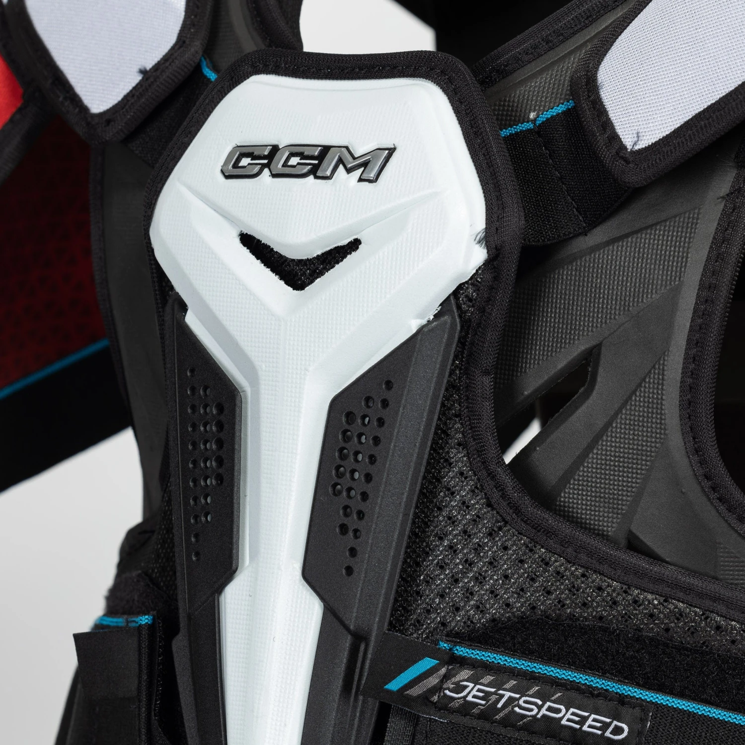 CCM Jetspeed FT6 Senior Hockey Shoulder Pads 5 CCM Jetspeed FT6 Senior Hockey Shoulder Pads - Image 5