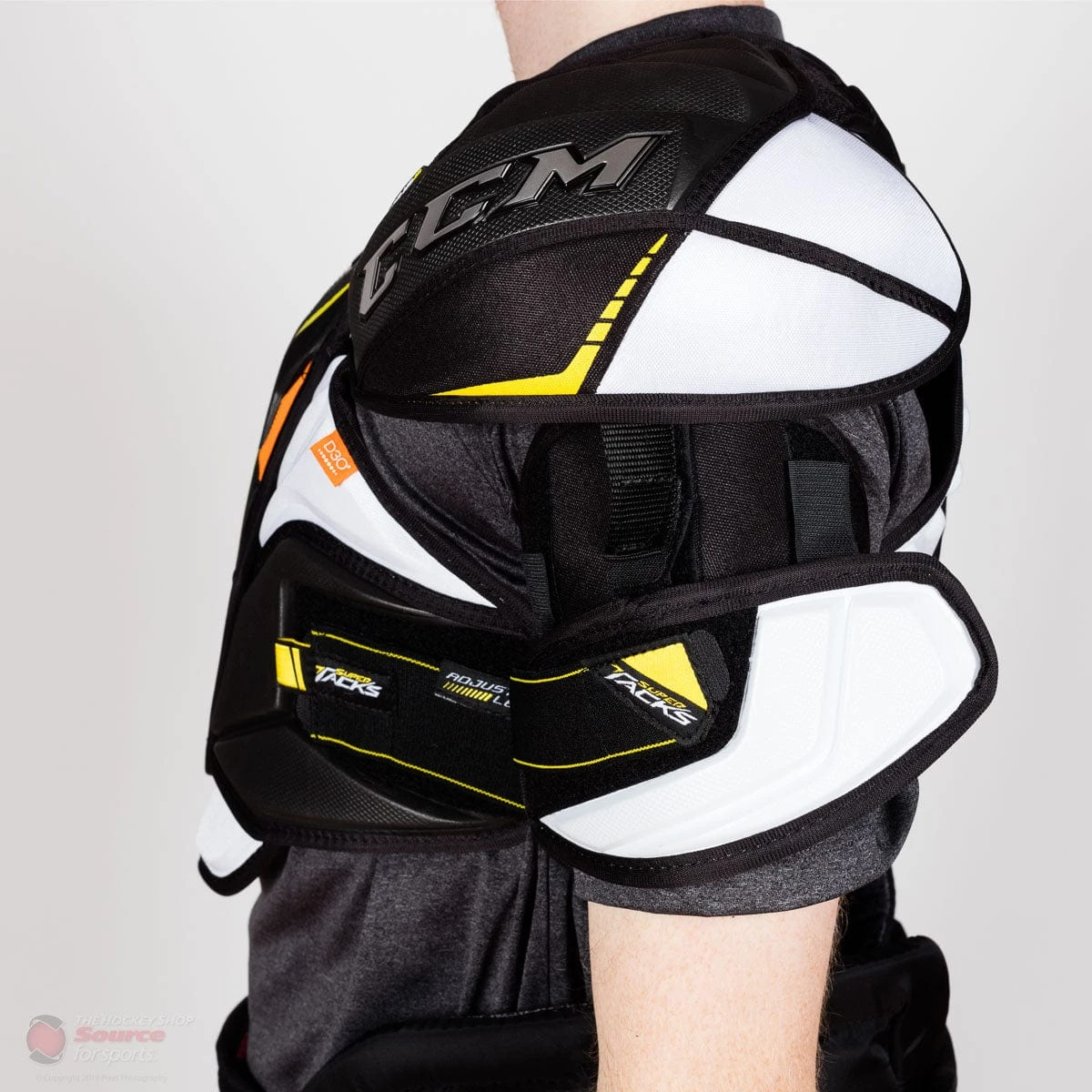 CCM Super Tacks AS1 Junior Hockey Shoulder Pads 6 CCM Super Tacks AS1 Junior Hockey Shoulder Pads - Image 6