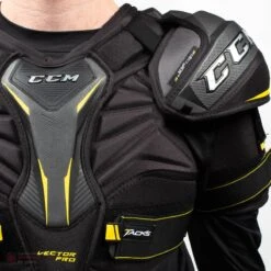 CCM Tacks Vector Pro Senior Hockey Shoulder Pads (2020) -Ccm ccm shoulder pads ccm tacks vector pro senior hockey shoulder pads 2020 11367540588610